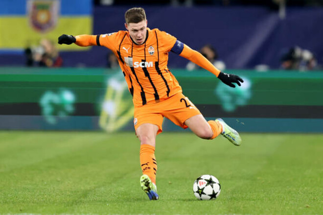 Капітан збірної України зацікавив титулований клуб. Його замінить українець