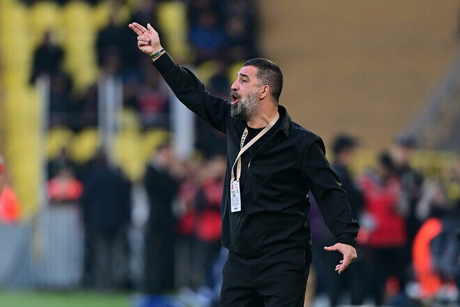 «Бразильский вектор меняют на турецкий?» Реакция фанов на запрос Турана