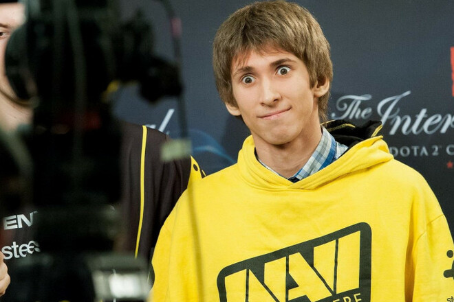 ВИДЕО. Легендарный Dendi удалил Dota 2 и будет играть в Legue of Legends
