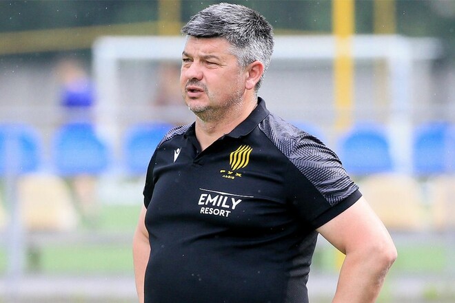 Пономарьов підписав контракт із ЛНЗ на два роки, названо його помічників