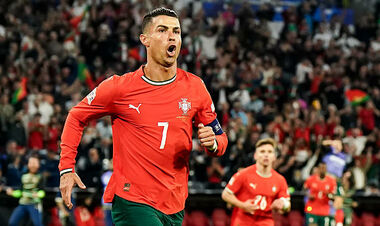 Успіх збірної з socca, Роналду вийшов у фінал, інтерес до Кевіна з Шахтаря