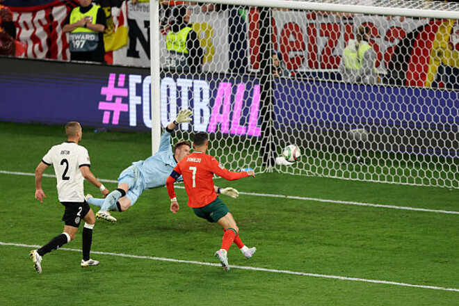 ФОТО. Чи був офсайд? Оприлюднено чіткий кадр перед переможним голом Роналду