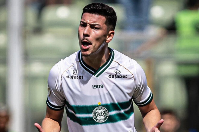 Названо суму, в яку Карпатам обійдеться викуп контракту Жана Педросо