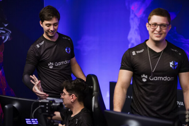 Украинский аналитик оценил шансы клубов в четвертом туре Austin Major