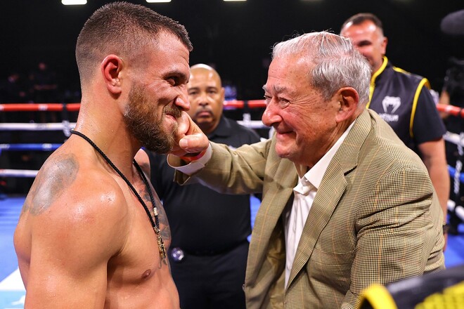 Bob Arum reacted to Lomachenko's decision to tie with boxing
