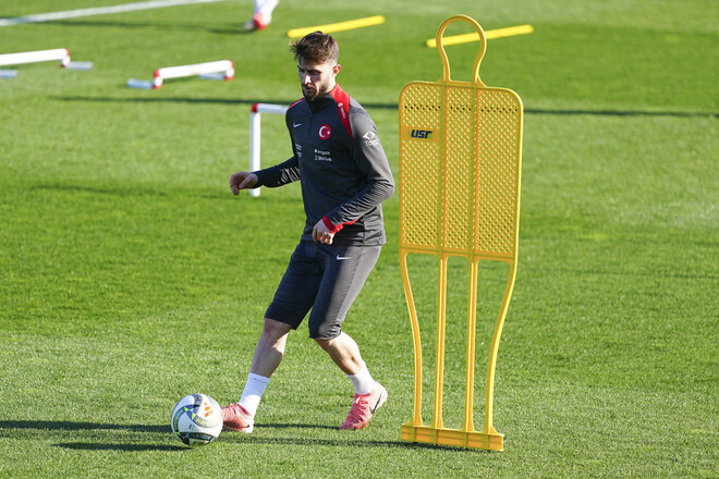 Шахтер заманивает опорника Фенербахче увеличением зарплаты в 10 раз