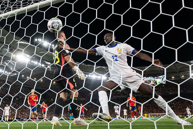 ВИДЕО. Было близко: Коло Муани на 90+4-й подарил Франции пару минут надежды