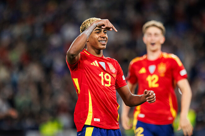 Почти 10 баллов. Назван лучший игрок матча Испания – Франция