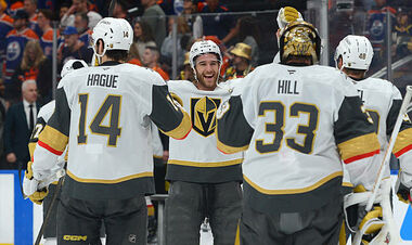 Плей-оф НХЛ. Кароліна шокувала Вашингтон, драматичний камбек Вегаса