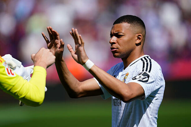 ВІДЕО. Як Мбаппе зробив хет-трик у ворота Барселони