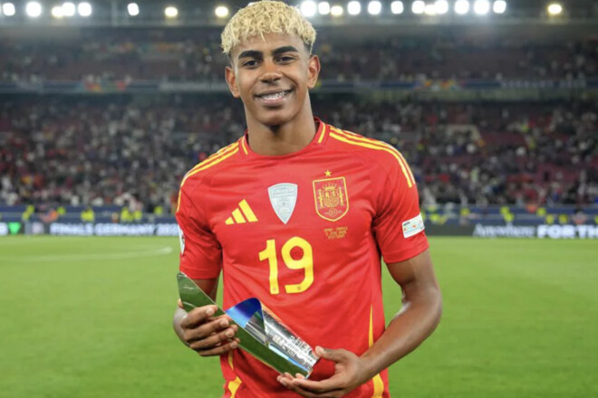 Он забил дважды. УЕФА определил лучшего игрока матча Испания – Франция