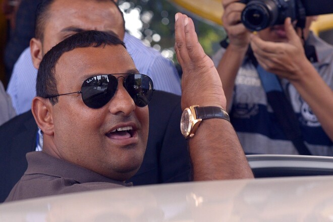 Насім ХАМЕД – про Усик – Дюбуа 2: «Крихітко, він переможе. Просто знищить»