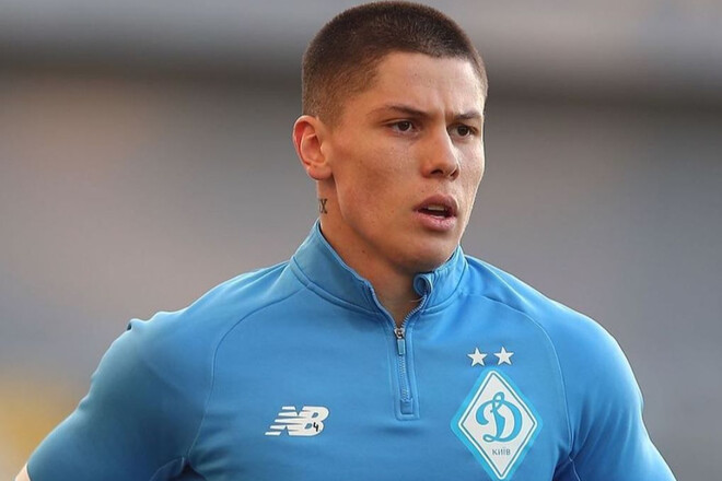 Екс-гравець Динамо: «Найбільші надії покладалися на Дениса Попова»