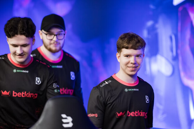 Украинцы одержали уверенную победу над фаворитами Austin Major по CS2