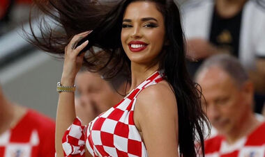 ФОТО. Найсексуальніша фанатка ЧС-2022 вразила ефектним кадром