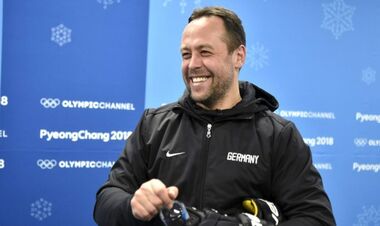 Бостон определился с наставником. Им стал первый немец в НХЛ