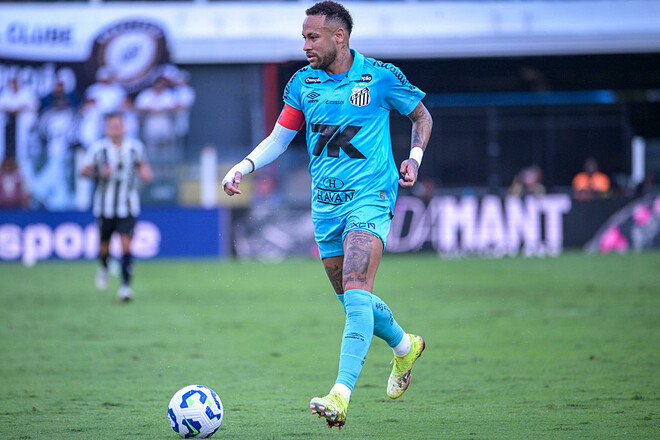 У Неймара снова проблемы со здоровьем. Он пропускает тренировки