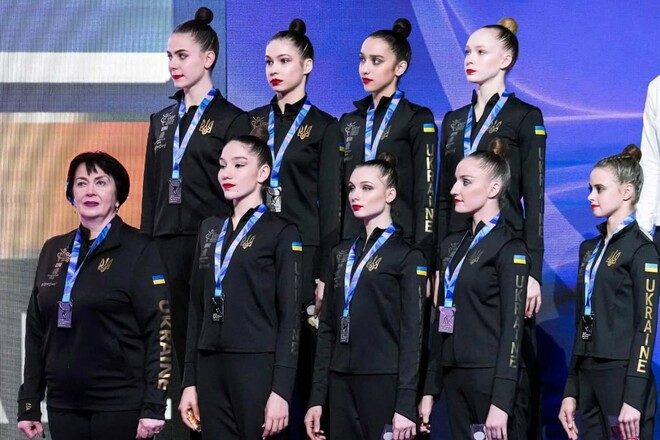 Яркая серебряная точка. Украинские грации взяли медаль в группе на ЧЕ-2025