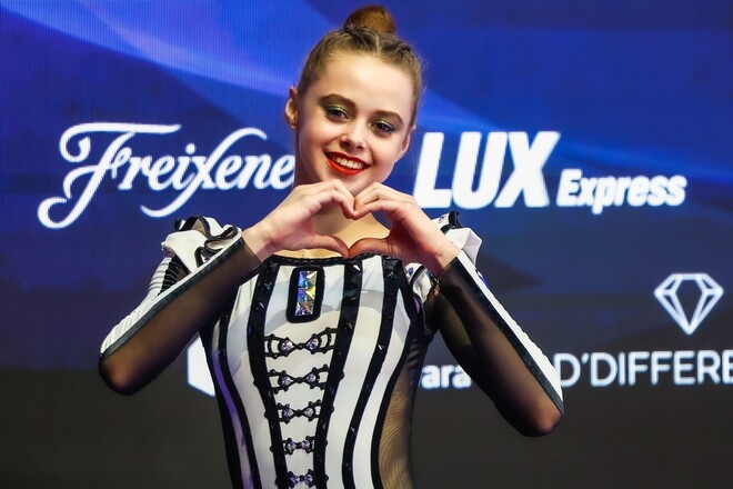 Сборная Украина выиграла медальный зачет ЧЕ по художественной гимнастике