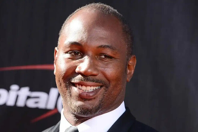 Lennox Lewis: “It's time for you to get out of the game. Completed your career ”
