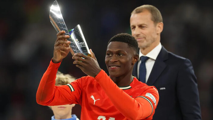 2 трофея за 8 дней в Мюнхене. Назван лучший игрок финала четырех Лиги наций