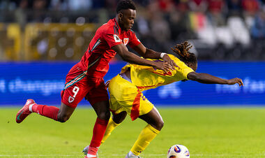 Суперматч у Бельгії, тренер для Кривбасу, пропозиції Зінченку та Забарному