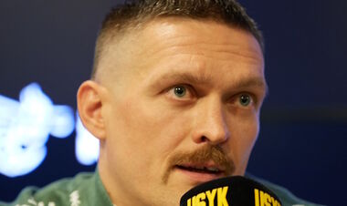 Усик залишив важливе повідомлення для Дюбуа перед реваншем