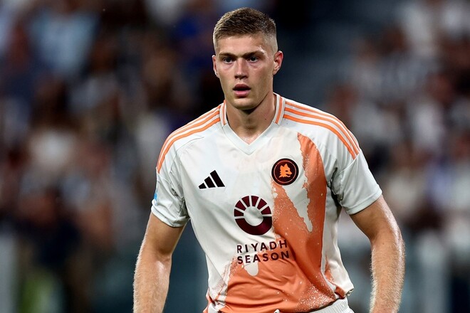 Довбик ухвалив рішення щодо свого майбутнього в Ромі. Але не все так просто