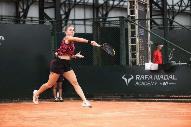 Олейникова в марафонском матче выбила третью сеяную турнира WTA 125 в Градо