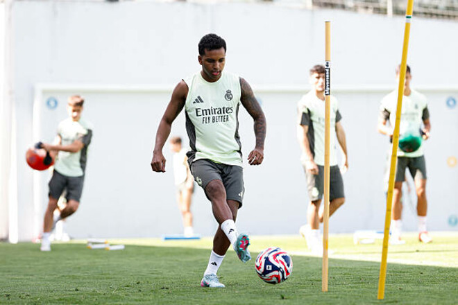 There is a problem. Real Star made a demand in front of Hubi Alonso