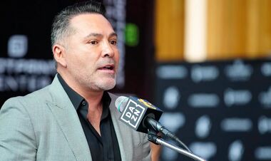 ДЕ ЛА ХОЙЯ: «Гениальный ход этого боксера, он может стать чемпионом»