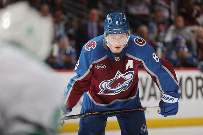 Закинув 30 шайб. НХЛ визначила найкращого захисника сезону