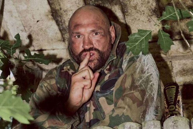 Photo. Tyson Fury showed training with his son. Does not spare