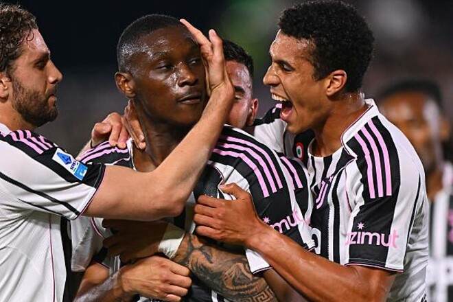 Втратили трьох. Ювентус визначився з футболістами, які їдуть на КЧС-2025