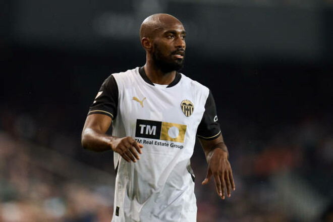 ОФІЦІЙНО. Валенсія підписала новий контракт з основним гравцем