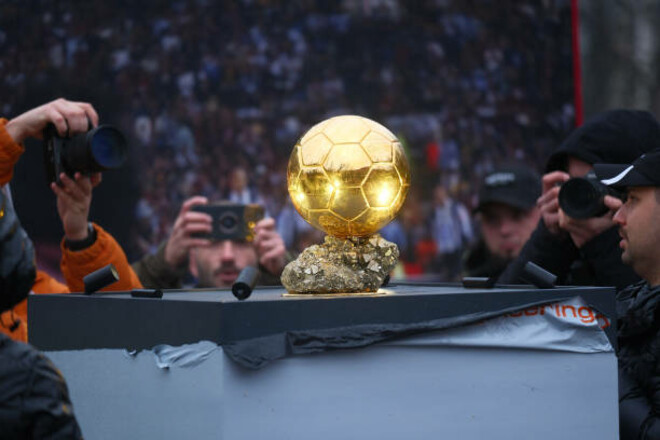 Стало известно, когда огласят номинантов на Золотой мяч