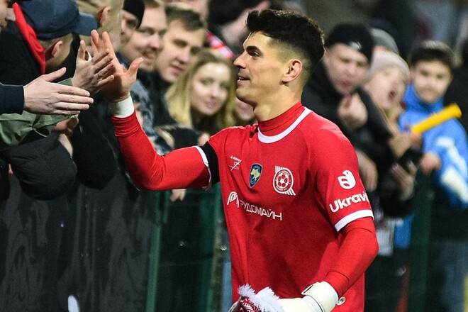 Карпаты хотят переманить украинского голкипера, который ушел из клуба УПЛ