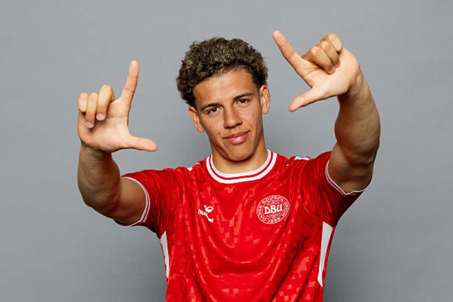 ВІДЕО. Україна U-21 пропустила. Данія зрівняла рахунок у грі Євро-2025 U-21