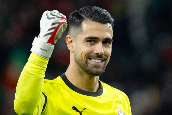 Real is preparing a large transfer of the goalkeeper. He should replace Kurtua and Lunin