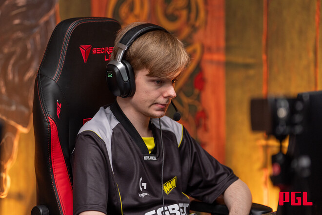 NAVI – Runa Team. EWC 2025. Отборочные. Смотреть онлайн. LIVE