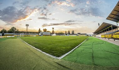 Боротьба за життя. Стали відомі стартові склади Інгульця та Лівого Берега