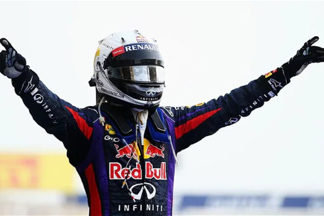 Чемпіон Ред Булла допомагає головним суперникам команди у боротьбі за титул