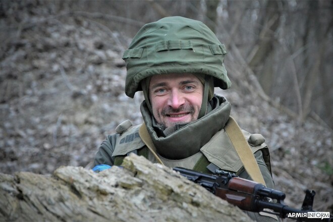 Схилимо голови. Снайперська куля обірвала життя чемпіона України з хокею