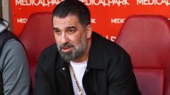 Тренер, которого сватают в Шахтер, провел переговоры с клубами из Англии