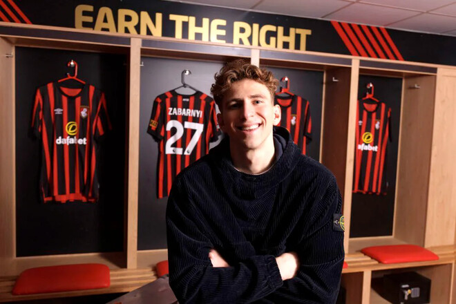 Борнмут не хотів продавати Забарного. Відомо, чому передумали
