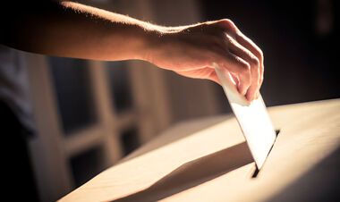 У Британії розслідують ставки на вибори за участю екс-депутата