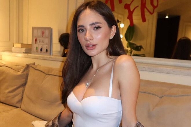 ФОТО. Футболист Шахтера впечатлил жену подарком на годовщину. Вау