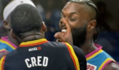 ВІДЕО. Засунув палець в ніс. Ексзірки НБА побилися у лізі BIG3