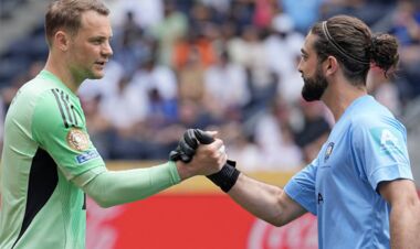 Ради клубного ЧМ голкипер Окленда вынужден был взять отпуск на работе