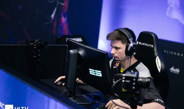NAVI – Vitality. Прогноз і анонс на чвертьфінал BLAST Austin Major 2025